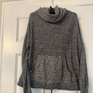 Barefoot Dreams Heather charcoal Neck top- barely worn- medium-cozy lite